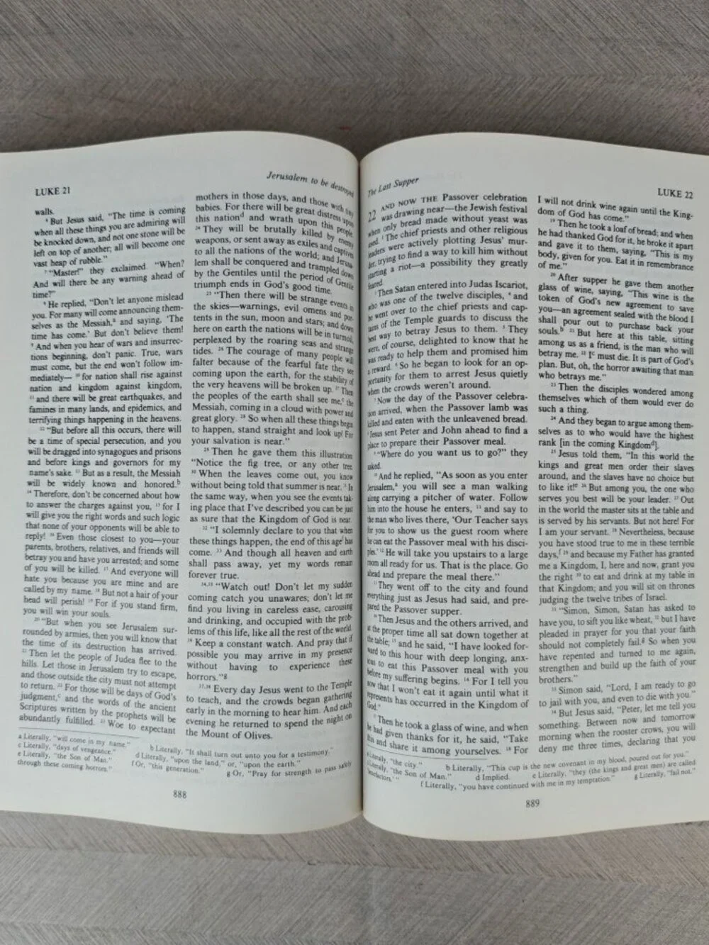 The Way The Living Bible Paperback 1976 Seventeenth Printing Illustrated